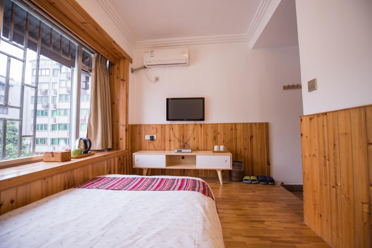 Ming Palace International Youth Hostel Guilin Exterior photo